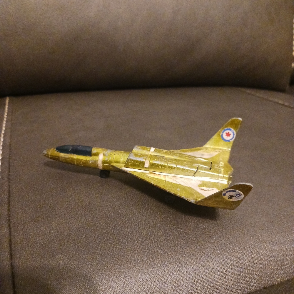 Vtg 1970 Mattel Hot Birds Maching Bird Working Landing Gear, Gold, Preowned